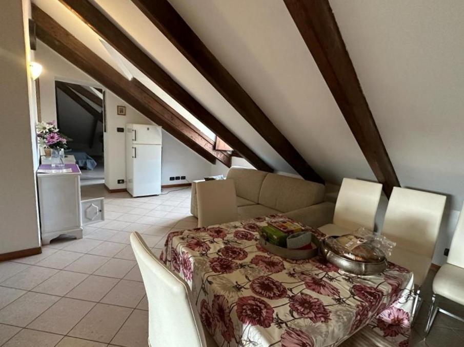 Apartment Mansardato In Centro. Turin